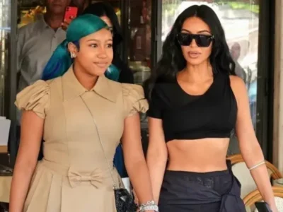 Kim Kardashian bersama putrinya, North West. Foto: Dok. Backgrid