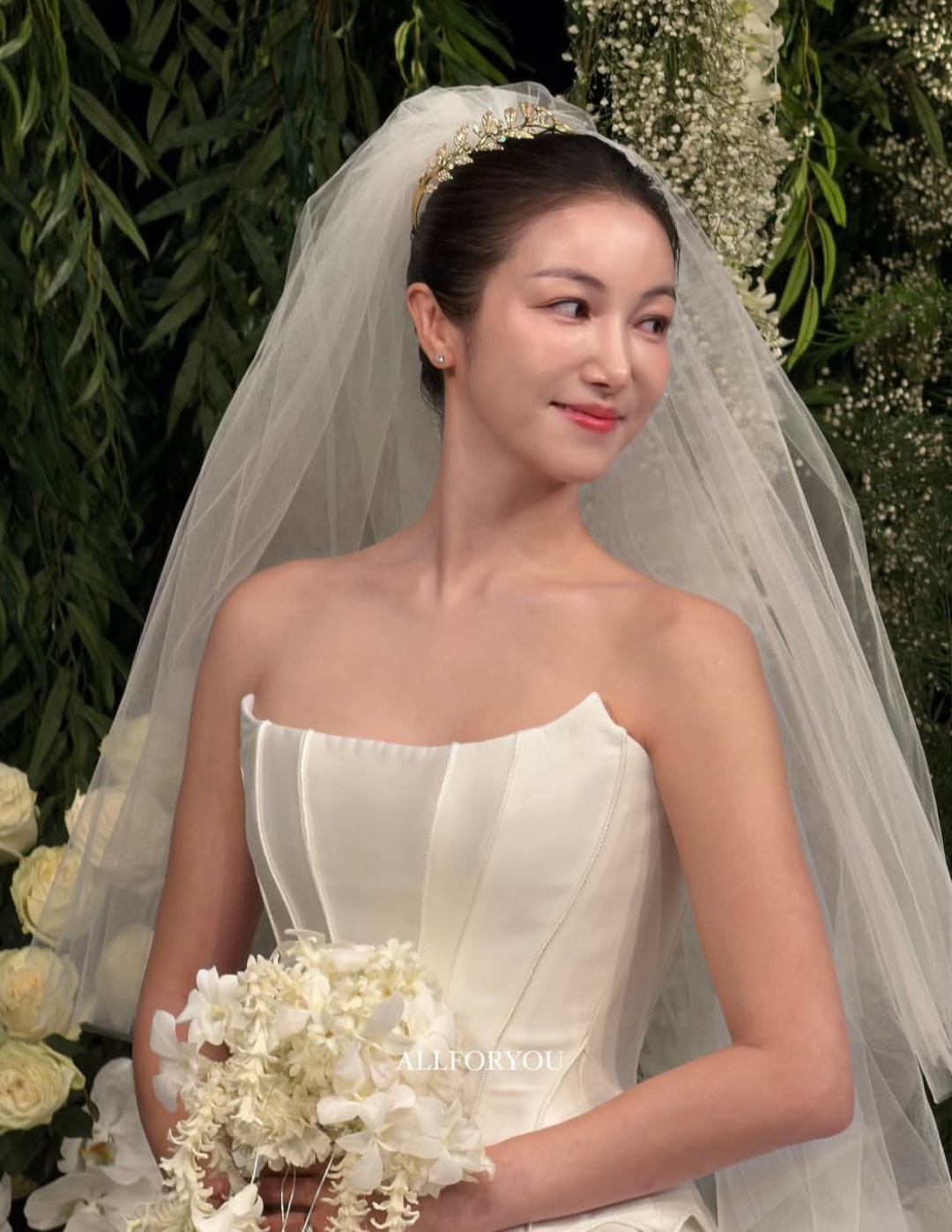 Kim Ok Vin menikah dengan non-selebriti. Foto: Dok. Instagram @weddingoppa_tommy