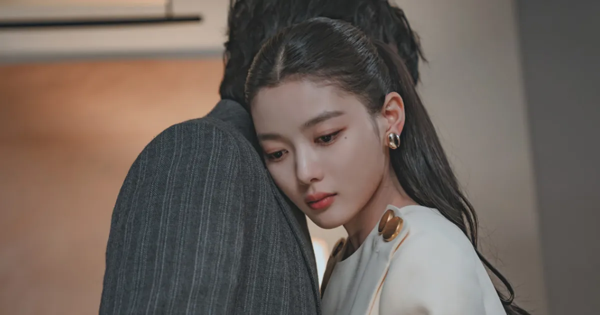 Pingsan Dua Kali, Kim Yoo Jung Didampingi Psikolog saat Syuting ‘Dear X’