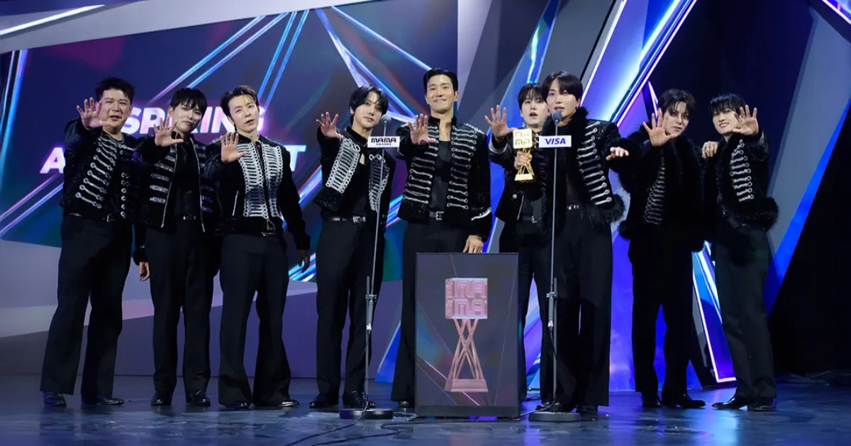 Serba-Serbi MAMA Awards 2025 Day 1, Idol K-Pop Tampil Serba Hitam