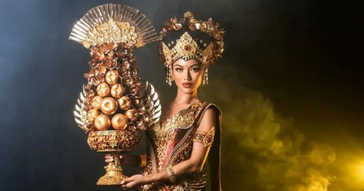 Kenalkan Budaya Bali, Pesona Sanly Liu Curi Perhatian di Miss Universe 2025