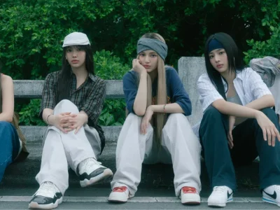 NewJeans memutuskan kembali ke ADOR. Foto: Dok. Weverse