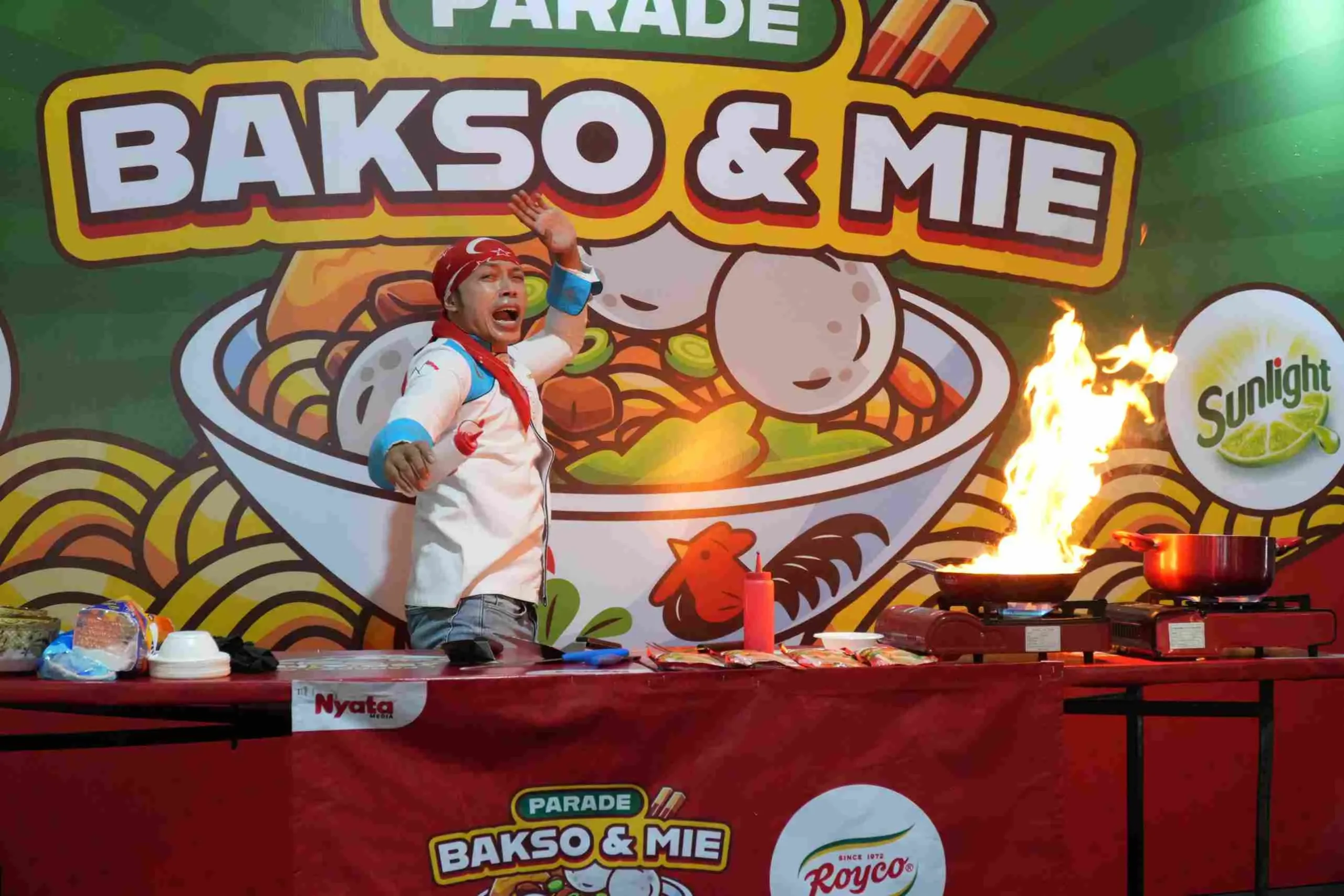 Chef Muto beraksi. Foto : Reza Wibisono/Nyata