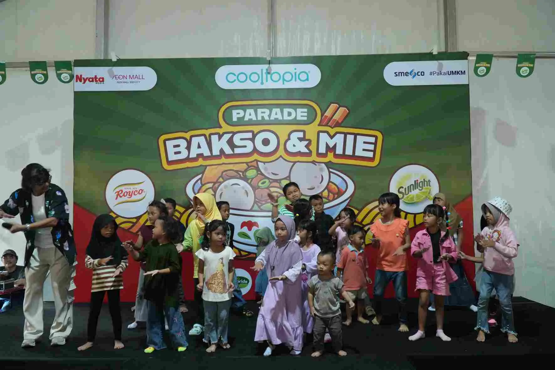 Games anak-anak. Foto : Reza Wibisono/Nyata