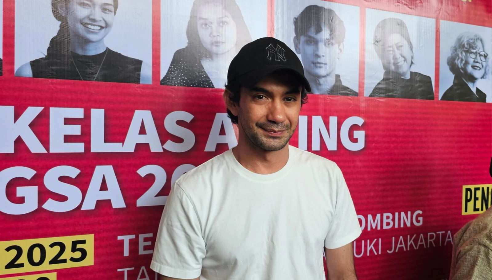 Rayakan 20 Tahun Karier, Reza Rahadian Buka Jalan bagi Talenta Baru