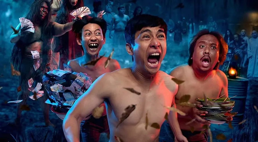 Poster terbaru tiga komika tampak telanjang dada saat ritual Pesugihan Sate Gagak. (Foto: Istimewa) 