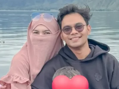 Wardatina Mawa dan suaminya, Insanul Fahmi, yang dituding selingkuh dengan Inara Rusli. Foto: Dok. Instagram @wardatinamawa