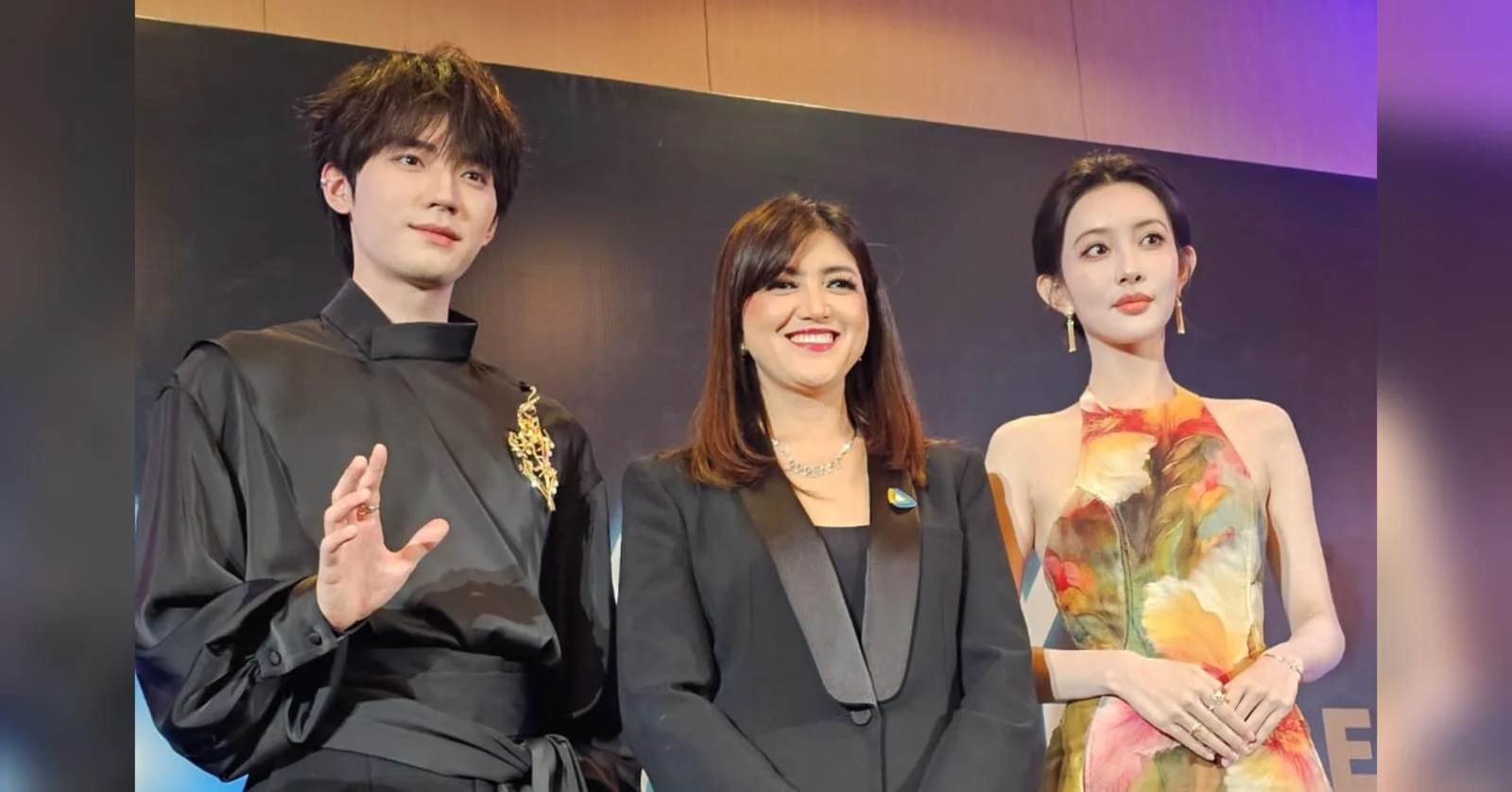 Dua Bintang Tiongkok, Zhou Yiran dan Meng Ziyi Kepincut Indonesia