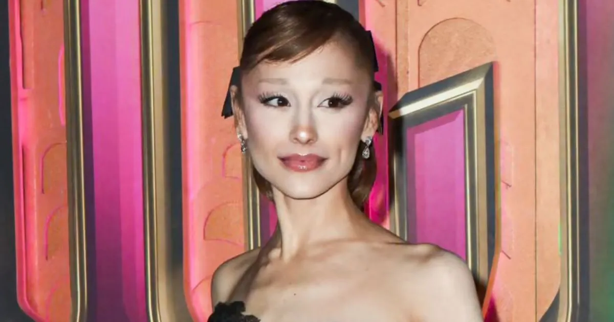 Ariana Grande Positif Covid di Tengah Rangkaian Tur Promosi ‘Wicked: For Good’