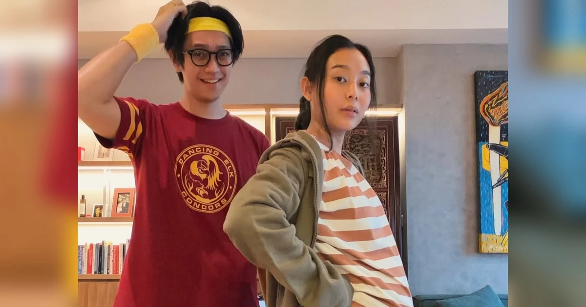 Brandon Salim Umumkan Kehamilan Istri Lewat Kostum Halloween