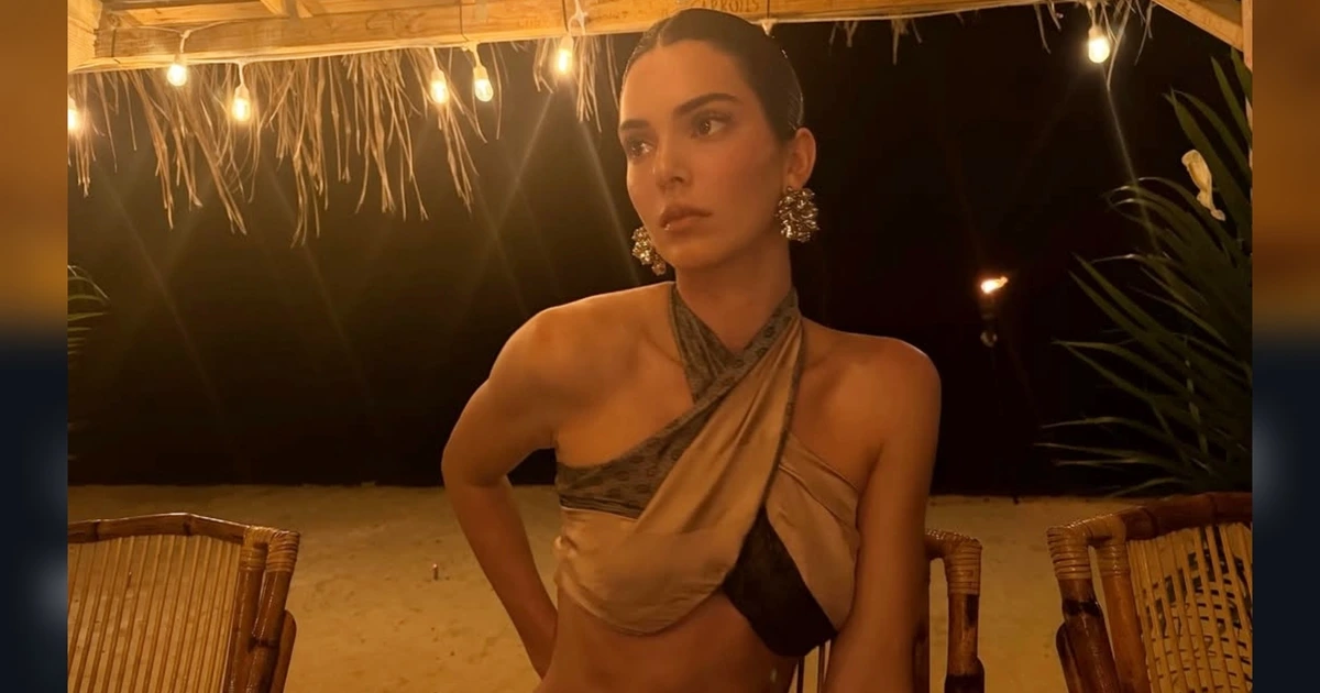 Potret Kendall Jenner Rayakan Ulang Tahun ke-30 di Pinggir Pantai