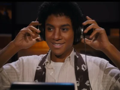 Jaafar Jackson di film biopik ‘Michael’ (Foto: YouTube/Lionsgate Movie)