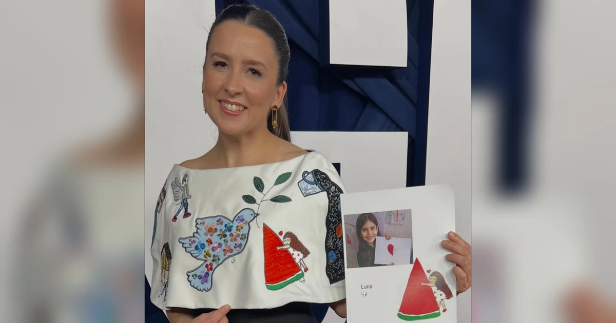 YouTuber Ms Rachel Kenakan Gaun Lukisan Anak Palestina saat Terima Penghargaan