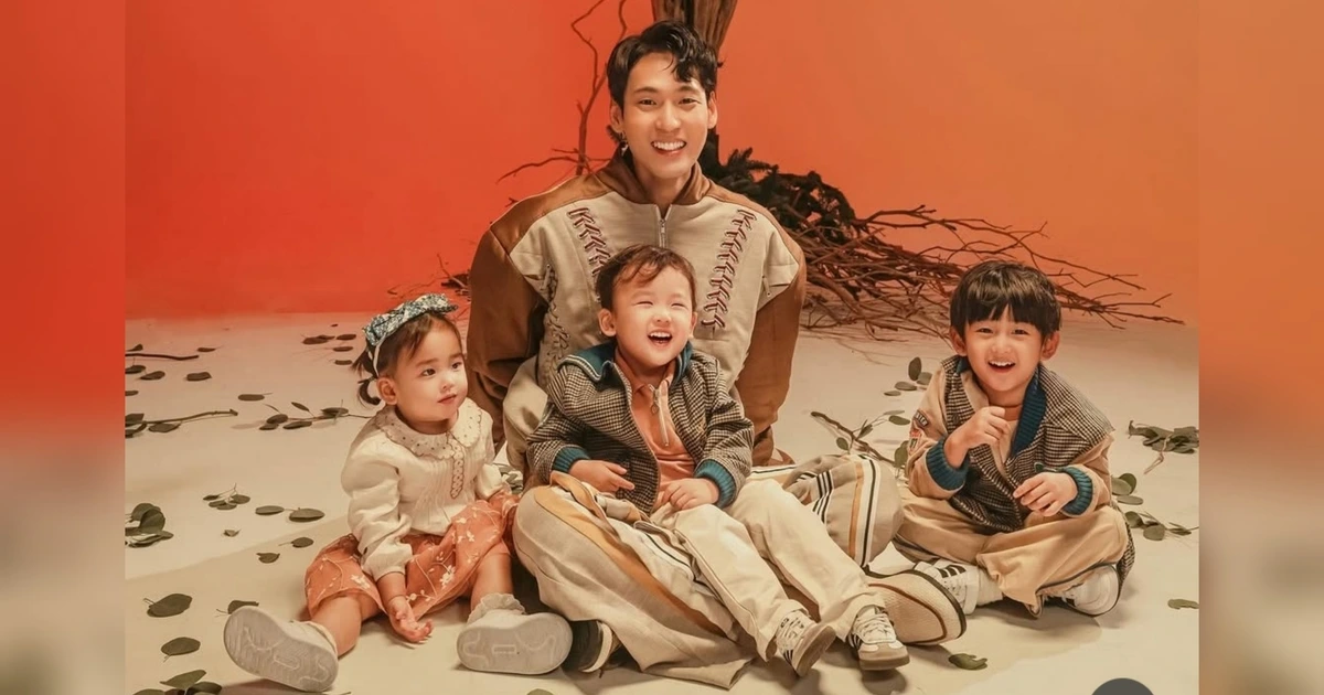 Tanpa Jule, Photoshoot Perdana Na Daehoon Bersama 3 Anaknya