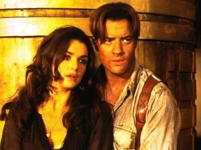 Rachel Weisz dan Brendan Fraser di film ‘The Mummy’ (Foto: X/DiscussingFilms