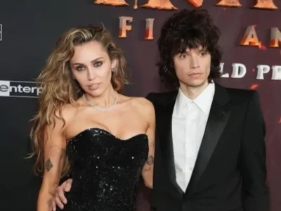 Miley Cyrus dan Maxx Morando tunangan setelah empat tahun pacaran. Foto: Dok. Instagram @mileycyrus