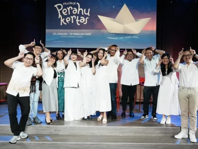 Panggung Musikal Perahu Kertas. (Foto: Naomi/Nyata)