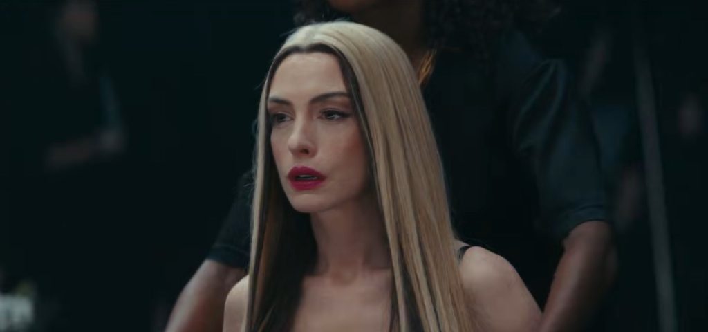 Anne Hathaway di film ‘Mother Mary’ (Foto: Dok. A24)