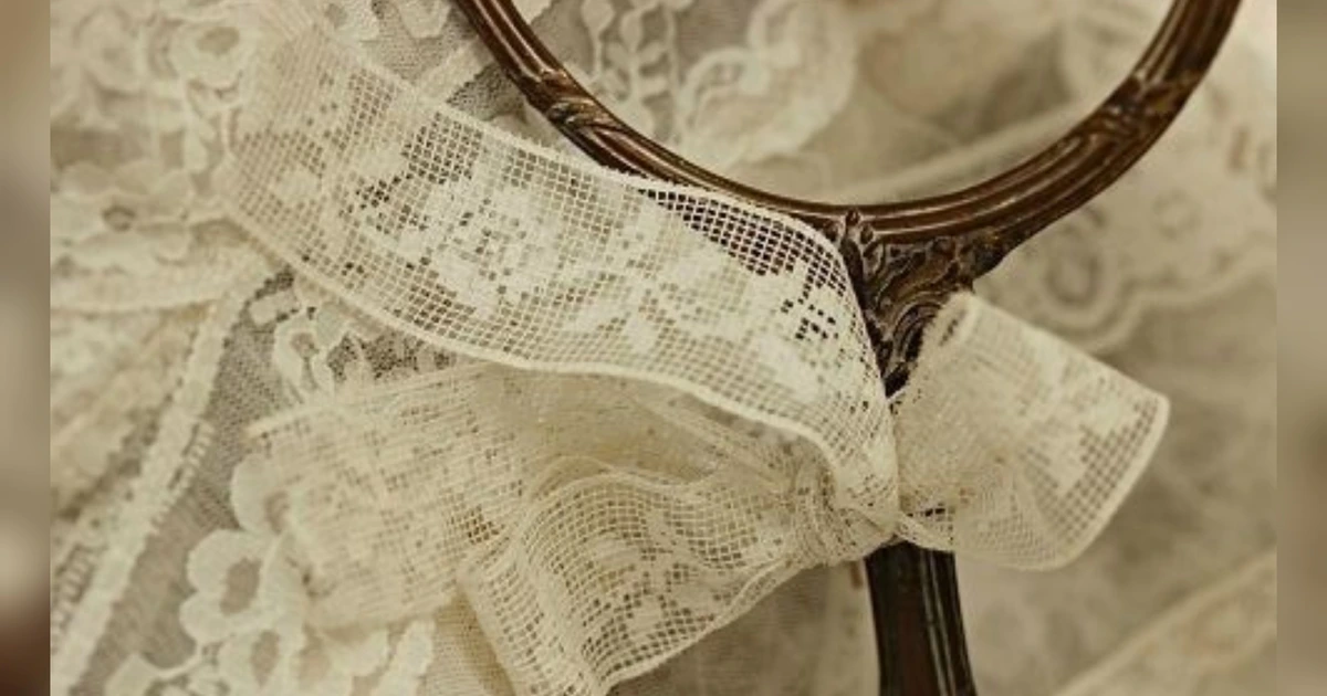 Cara Mencuci Pakaian Bahan Renda dan Brokat agar Benang Tidak Tersangkut