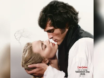 Margot Robbie dan Jacob Elordi di film ‘Wuthering Heights’ (Foto: X/FilmUpdates)